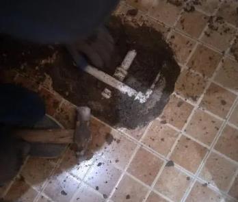 安顺卫生间漏水维修公司为您分享下卫生间渗水如何处理及注意事项